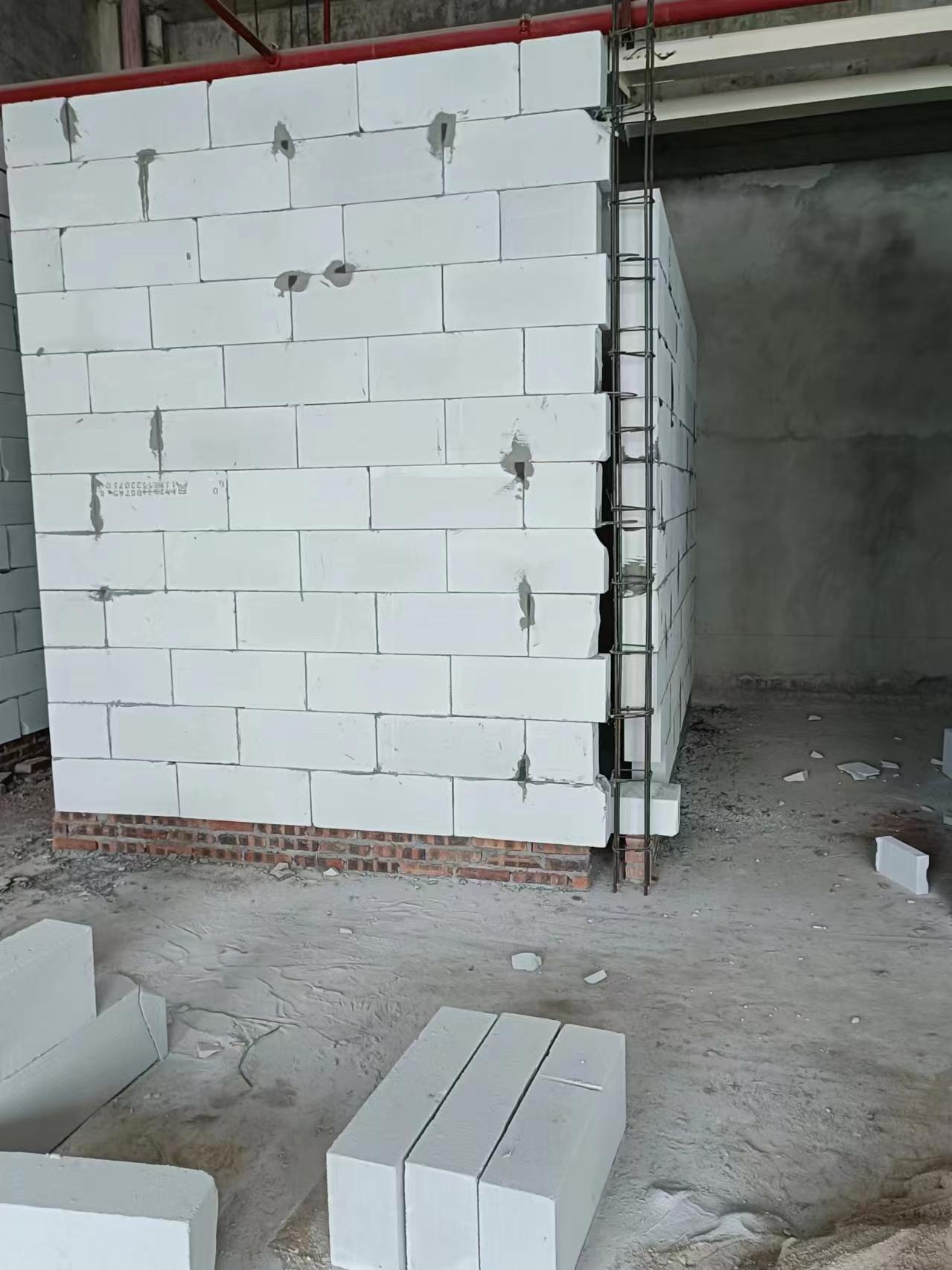 轻质砖隔墙工程作业